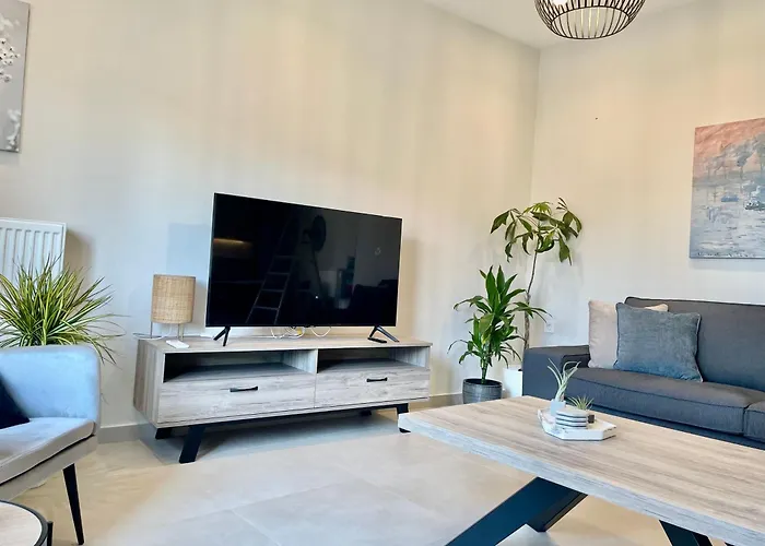 Stefania's House * 干尼亞